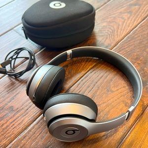 Bose Solo Wireless Headphones